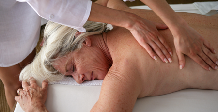Come massaggiare la schiena: Accademia Italiana Massaggio