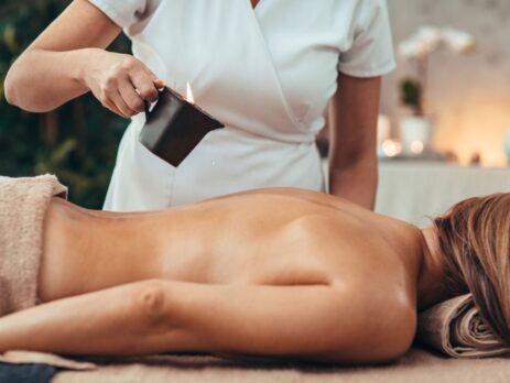 Che cos'è un candle massage